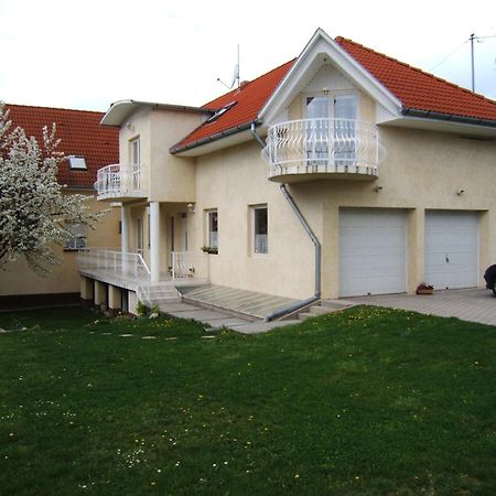 Janko Apartman Hotel Siofok Exterior photo