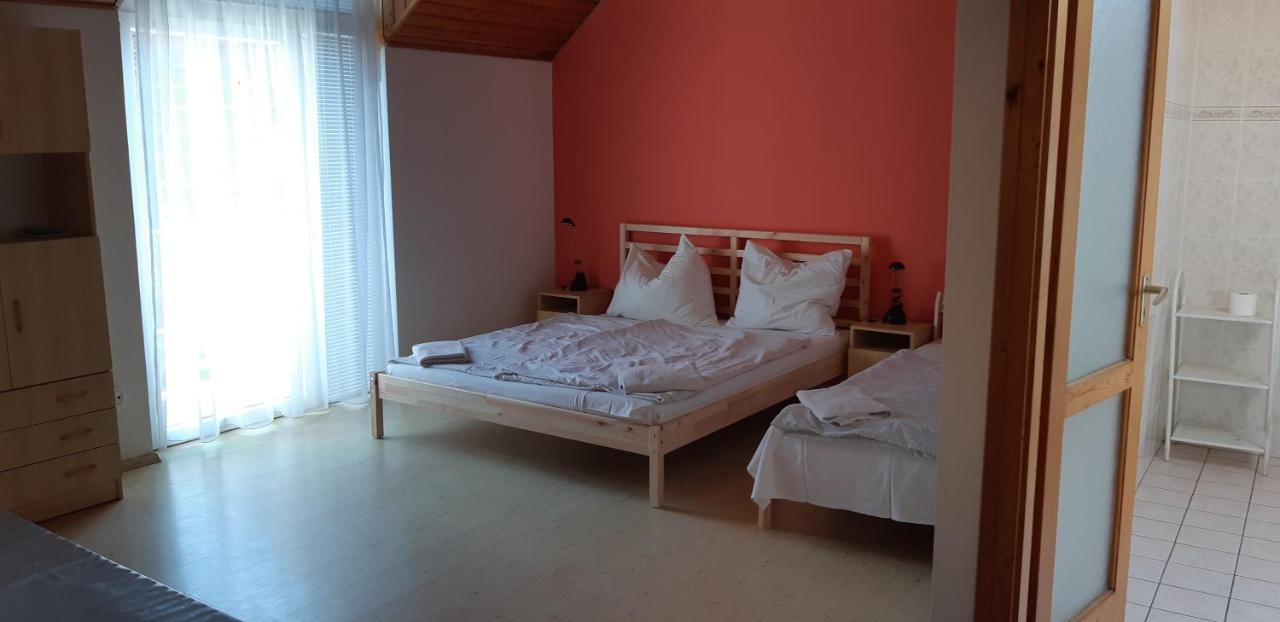Janko Apartman Hotel Siofok Exterior photo