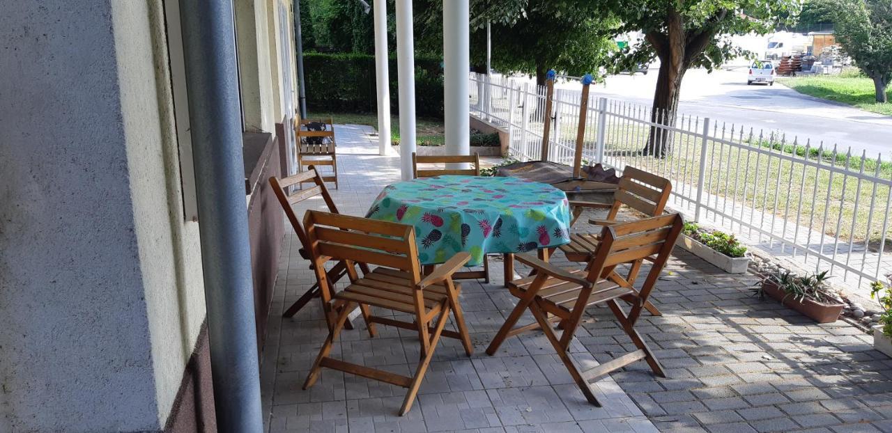 Janko Apartman Hotel Siofok Exterior photo