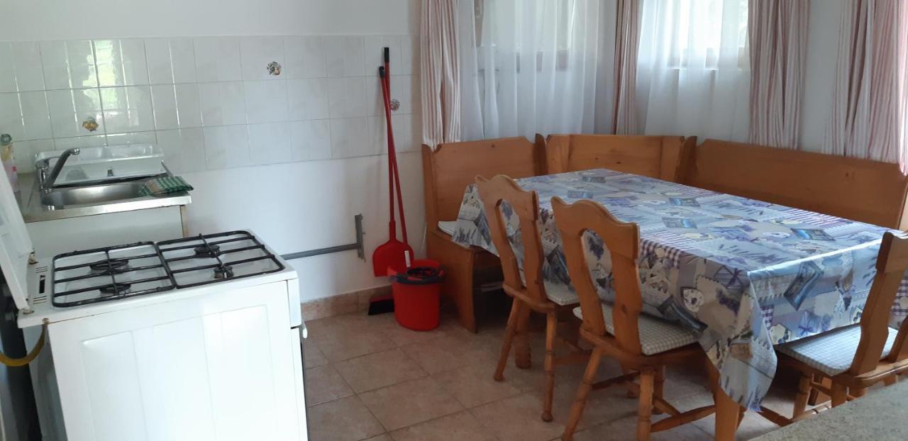 Janko Apartman Hotel Siofok Exterior photo